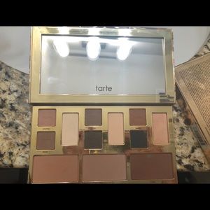 Tarte clay play face snapping palette!